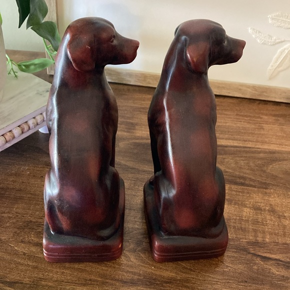 Elegant Brown Dog Bookends, 7.5” tall, set of bookends, Labrador, lab hunting - Picture 6 of 9